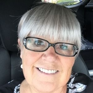 Meet your Posher, Elsa